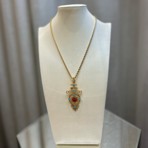 Collier Lara