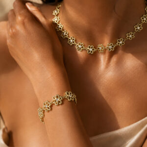 Collier fleuri