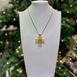 Collier croix filigrane