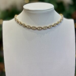 Collier Sully