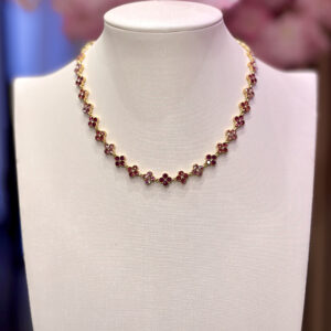 Collier Elena