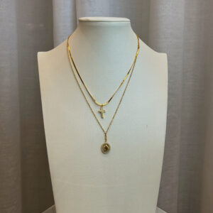 Collier Sarah
