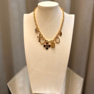 Collier Nina