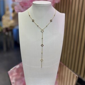 Collier Carmen