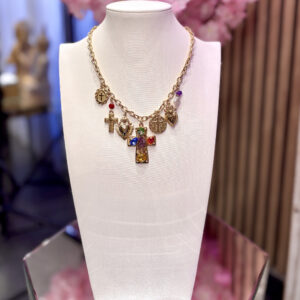 Collier Nat